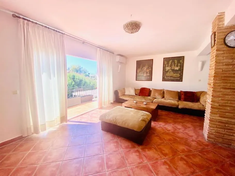 Chalet Estilo Espanol Malaga